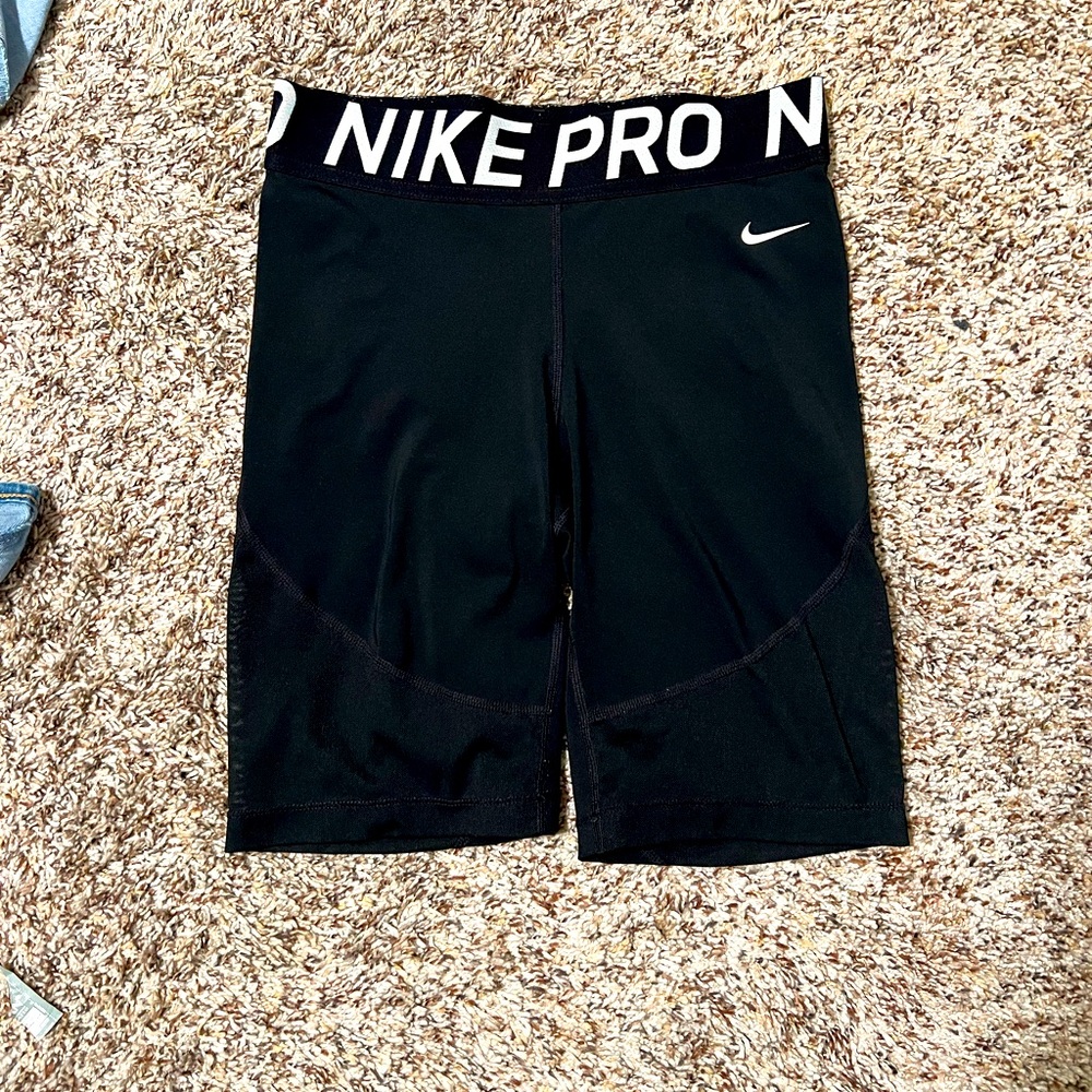 Nike-pro Nike shorts